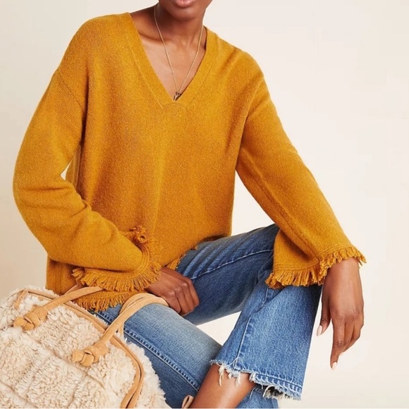 Anthropologie Sweaters - Anthropologie Joy Fringe V-Neck Knit Sweater Sz. Small